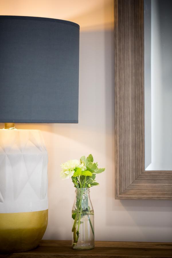 Darlington Arms Hotel Redhill  Bagian luar foto