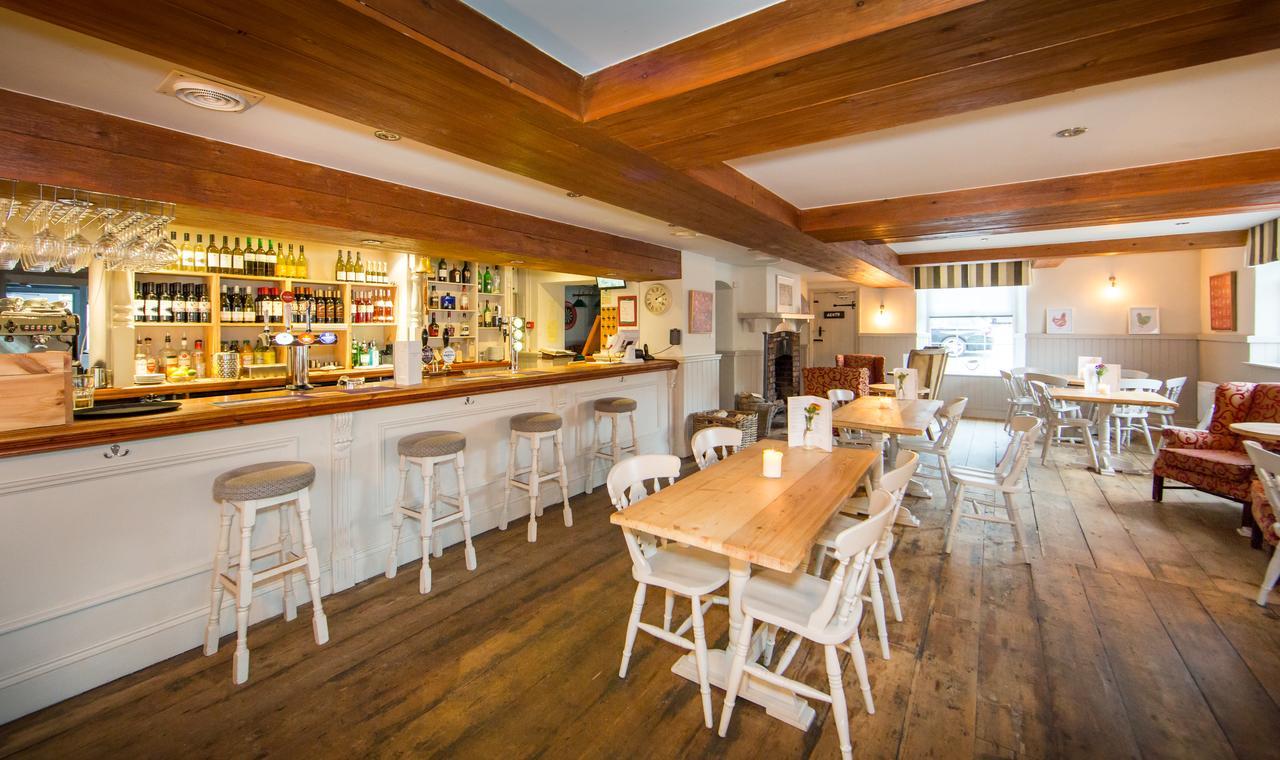 Darlington Arms Hotel Redhill  Bagian luar foto