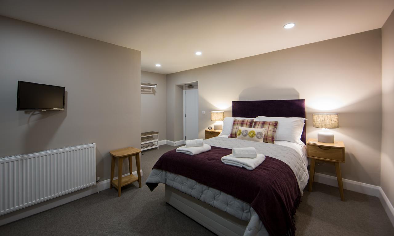 Darlington Arms Hotel Redhill  Bagian luar foto