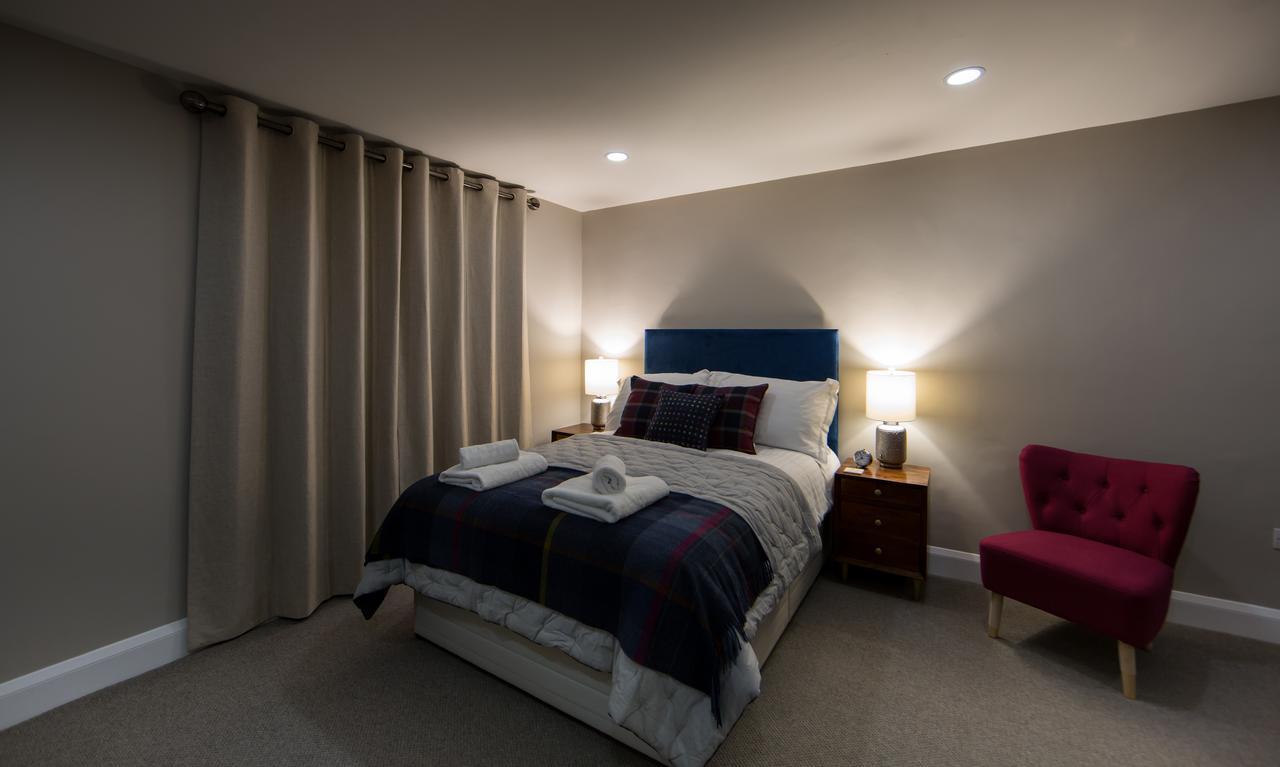 Darlington Arms Hotel Redhill  Bagian luar foto