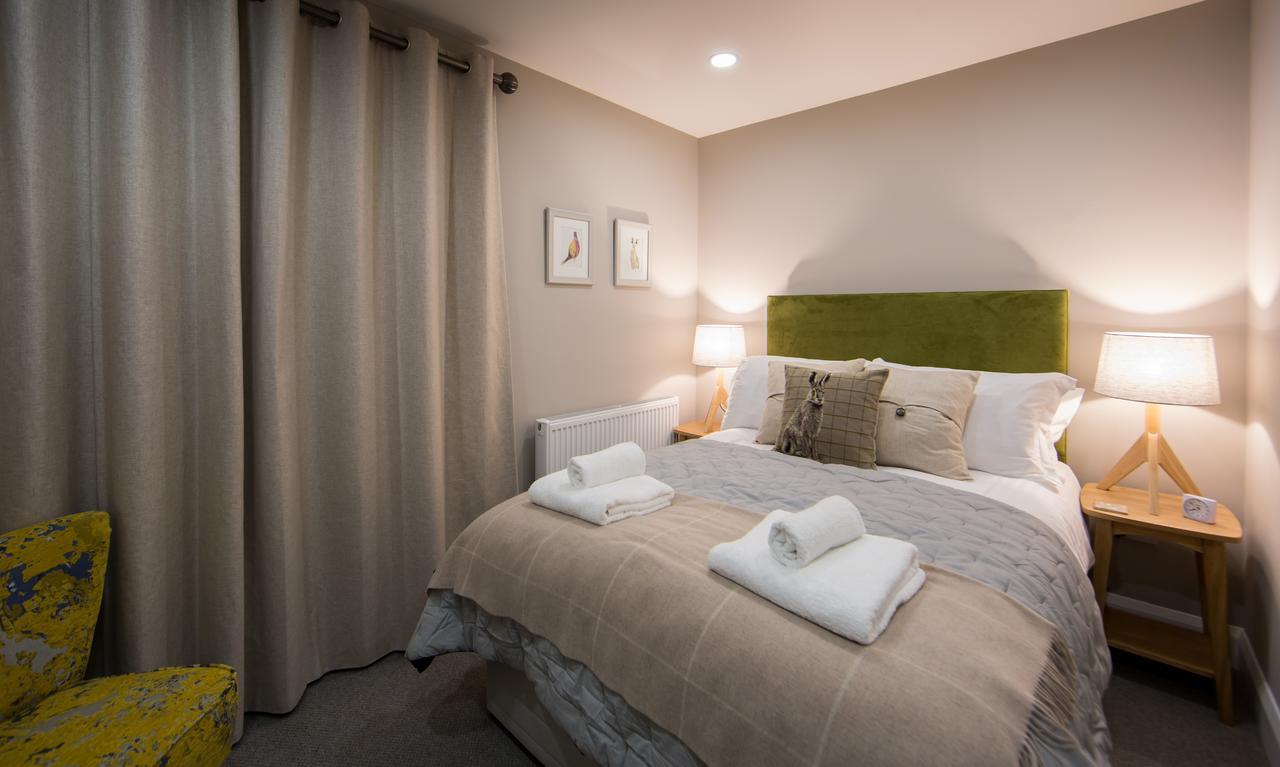 Darlington Arms Hotel Redhill  Bagian luar foto